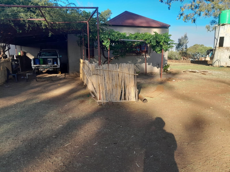 4 Bedroom Property for Sale in Zeerust North West